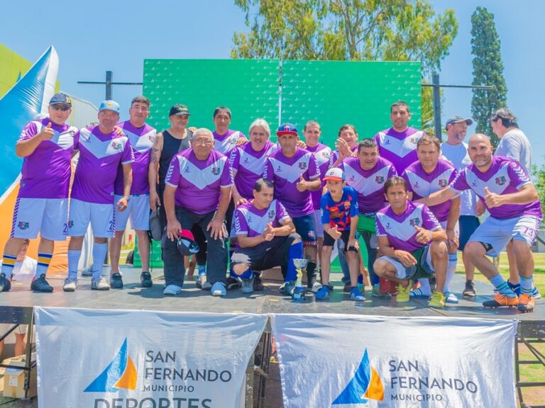 Culminó en San Fernando un apasionante Torneo Municipal de Fútbol 11 de Veteranos