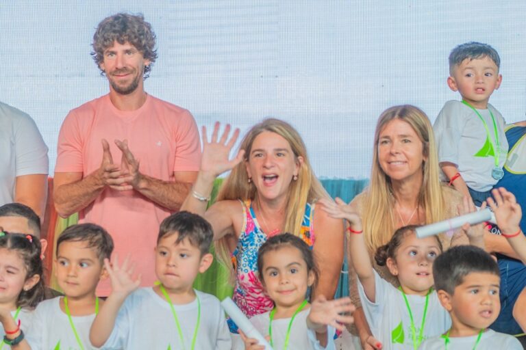 Juan Andreotti acompañó el cierre del año de los Jardines Maternales Municipales de San Fernando