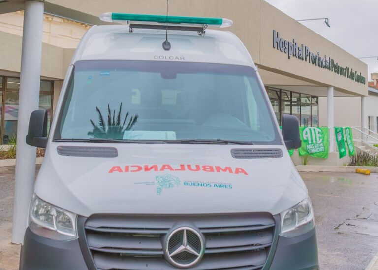 El Hospital Provincial Cordero sumó una nueva ambulancia
