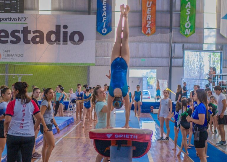 San Fernando recibió a la Copa FM de Gimnasia Artistica, con Federico Molinari