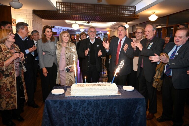 En Don Torcuato, Julio Zamora compartió el octogésimo aniversario de la Comisión Permanente de Homenaje al General San Martín