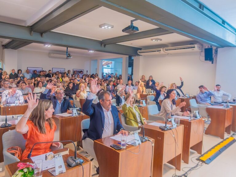 Con la jura de los Concejales electos, quedó conformado el nuevo HCD de San Fernando
