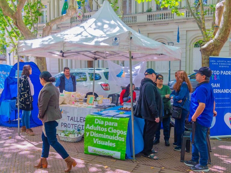 San Fernando conmemoró el Día de las Personas con Discapacidad con una actividad en la plaza Mitre