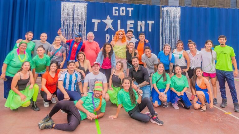 Adultos Mayores de los Polideportivos de San Fernando festejaron con un nuevo baile