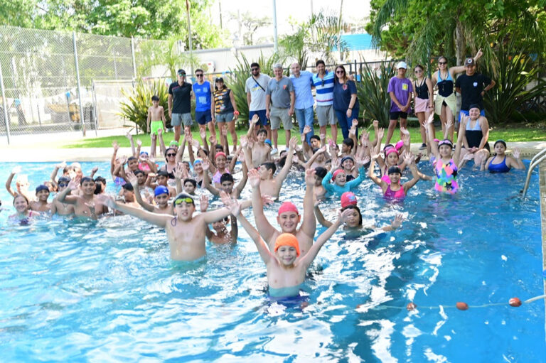 Comenzó la 8ª edición de las colonias municipales de verano en el partido de Escobar