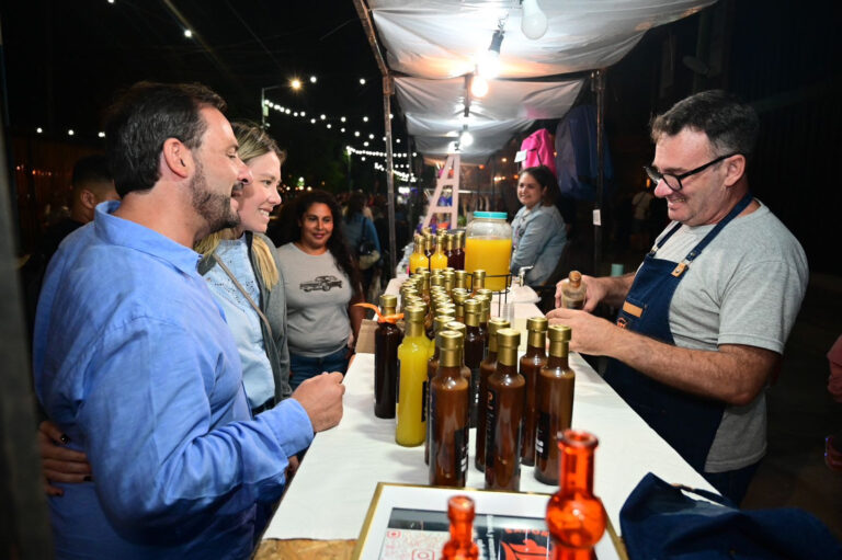 El Año Nuevo Chino y la Peatonal de la Cerveza convocaron a miles de escobarenses