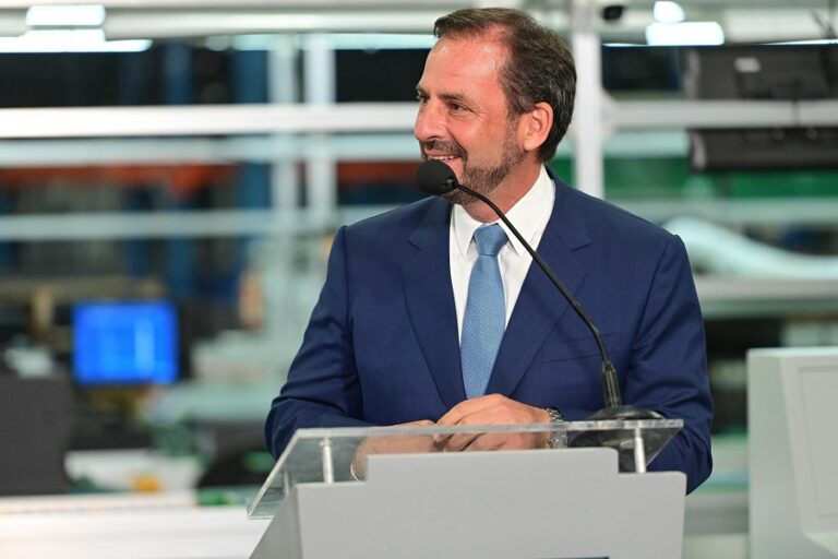 Ariel Sujarchuk fue invitado a la “Expo Smart Cities” que se realizará en Colombia