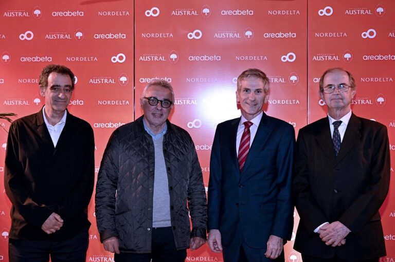 Julio Zamora participó de la presentación del proyecto para la creación de la nueva sede de la Universidad Austral en Nordelta
