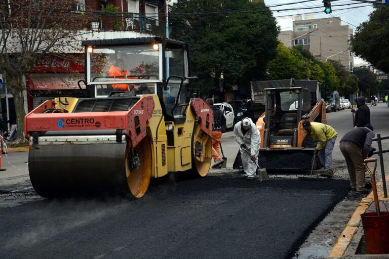 Repavimentación en el centro de Belén de Escobar: qué obras realiza el Municipio y qué calles y avenidas abarcan