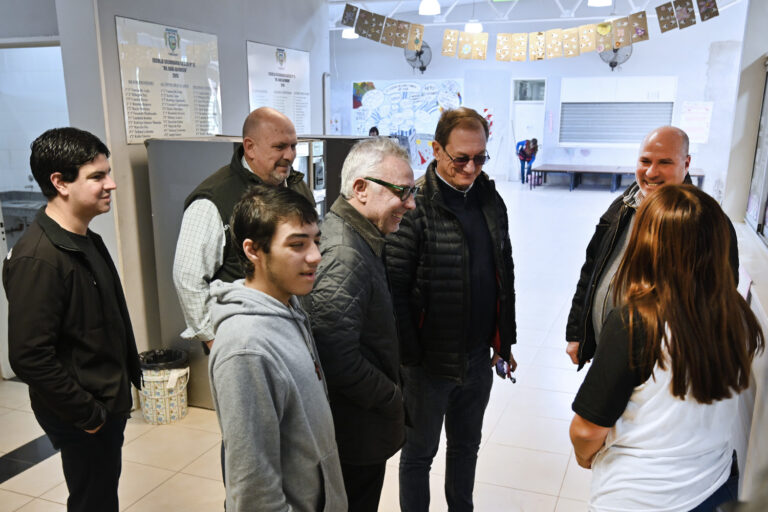 El intendente Julio Zamora monitoreo la obra de ampliación de la Escuela Secundaria N°32 de Benavídez