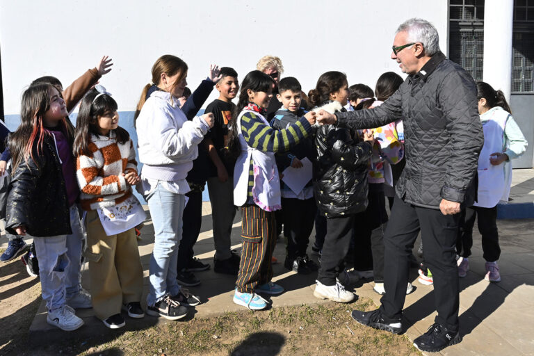 Julio Zamora: “La educación es el vehículo para la transformación de las personas, por eso es fundamental el acompañamiento del Estado”