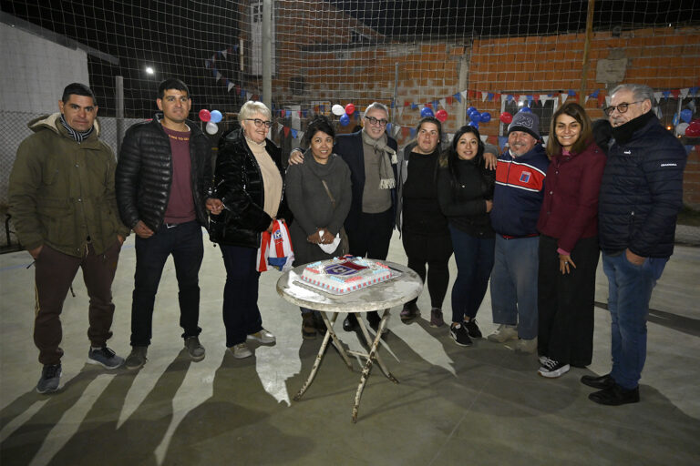 El intendente Julio Zamora inauguró la nueva cancha del Club Social y Deportivo El Álamo de Ricardo Rojas