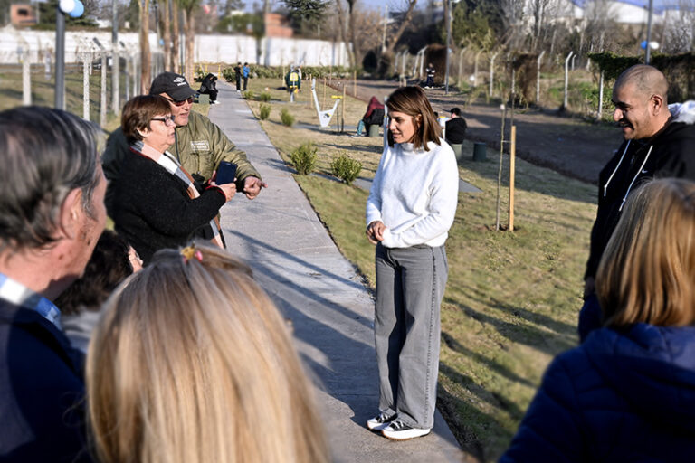 Junto a vecinos y vecinas, el Municipio de Tigre inauguró el «Paseo Rodríguez» en El Talar