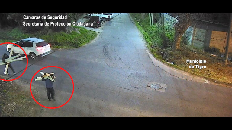 Intentaron robar caños de agua de un depósito y fueron aprehendidos por el COT