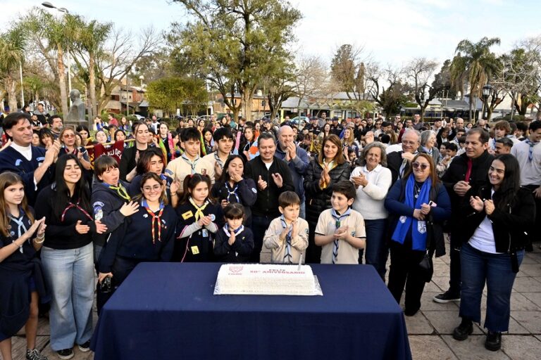 En Don Torcuato, el Municipio de Tigre acompañó el 50° aniversario de las Guías y Scouts de la comunidad San Marcelo