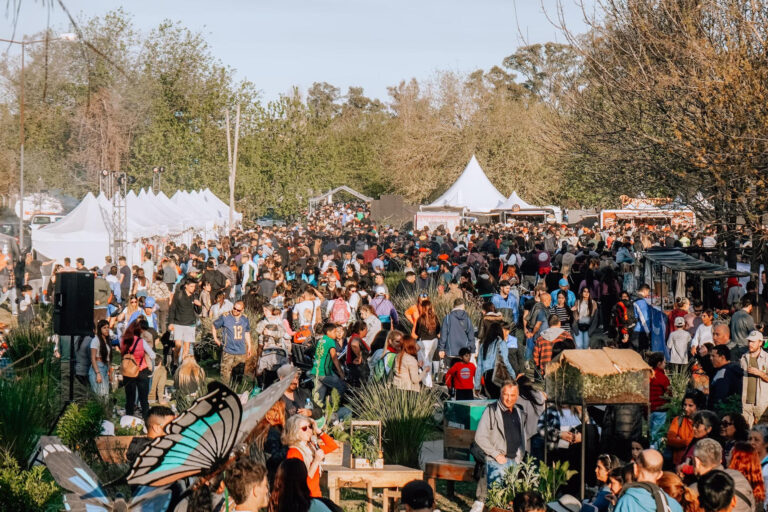 Miles de personas disfrutaron de los festejos por los aniversarios de Ingeniero Maschwitz y Loma Verde