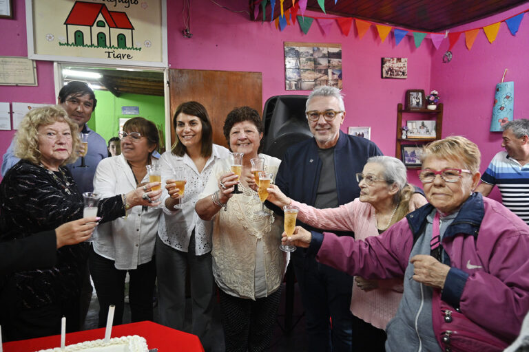 Julio Zamora acompañó el 35° aniversario del Centro de Jubilados y Pensionados «Mi Refugio» en El Talar