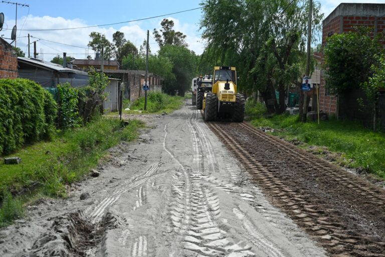 Avanzan las obras hidráulicas y de estabilizado en todo el partido de Escobar