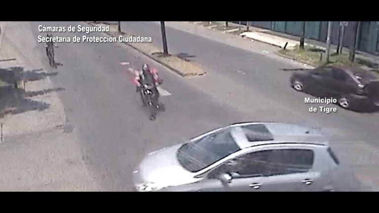 Un motociclista protagonizó un accidente vial en El Talar: perdió el control y embistió a un automóvil