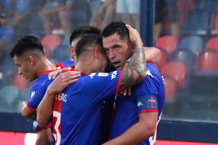 Tigre le ganó a Unión en Victoria