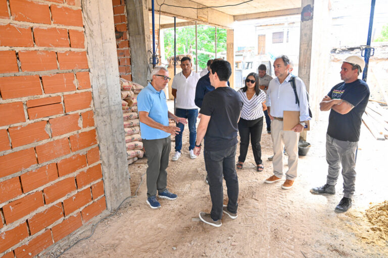 Infraestructura escolar: el Municipio de Tigre intensifica los trabajos de ampliación en establecimientos educativos del distrito.