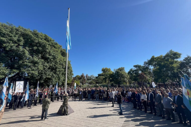 Héroes de Malvinas: la Municipalidad homenajeó a los veteranos de Escobar y anunció un nuevo viaje de excombatientes a las Islas
