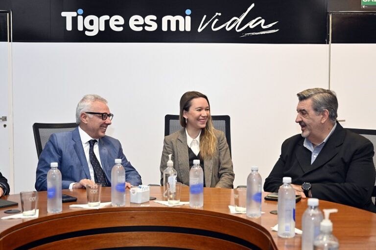 Reunión de trabajo en el COT con la alcaldesa de Las Condes (Chile)