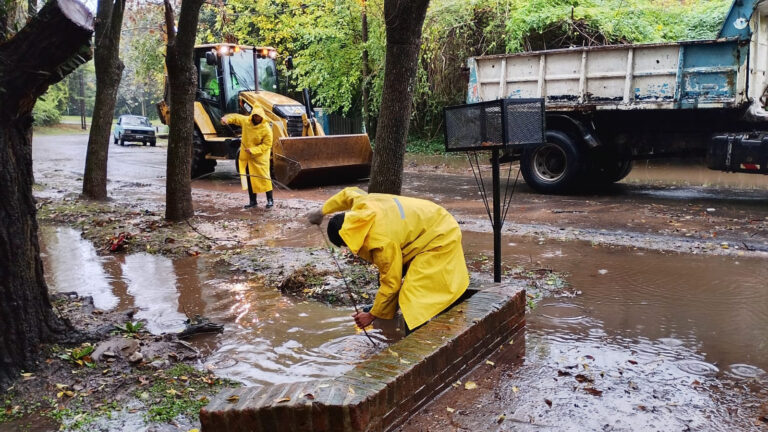 El Comité de Emergencias del Municipio desplegó un operativo integral por la tormenta
