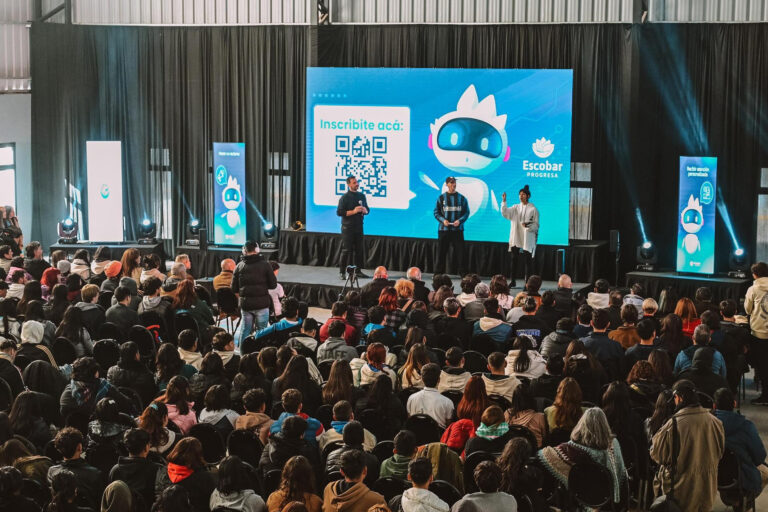 CiudadanIA Inteligente 5.0: Escobar lanza un programa de capacitación masiva y de acceso libre en programación e idiomas