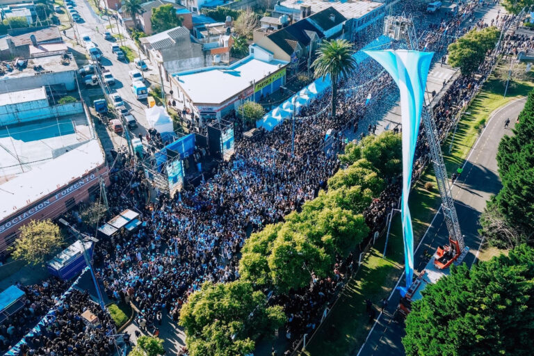 Garín vivió una verdadera fiesta popular para celebrar su 132° aniversario