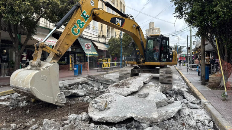Plan integral de bacheo: mejoras en las calles y cortes programados en algunos puntos del distrito