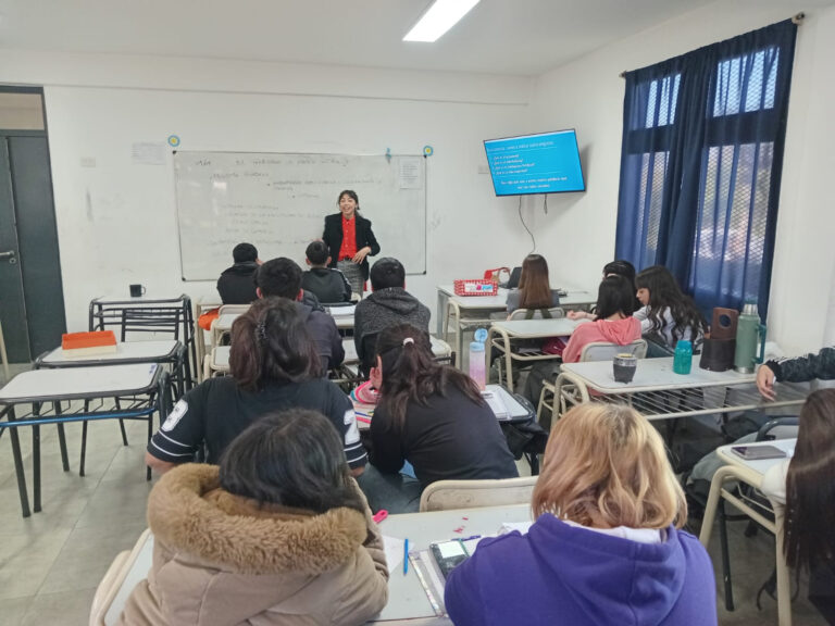 En Benavídez, el Municipio de Tigre realizó un nuevo taller de prevención contra el Grooming