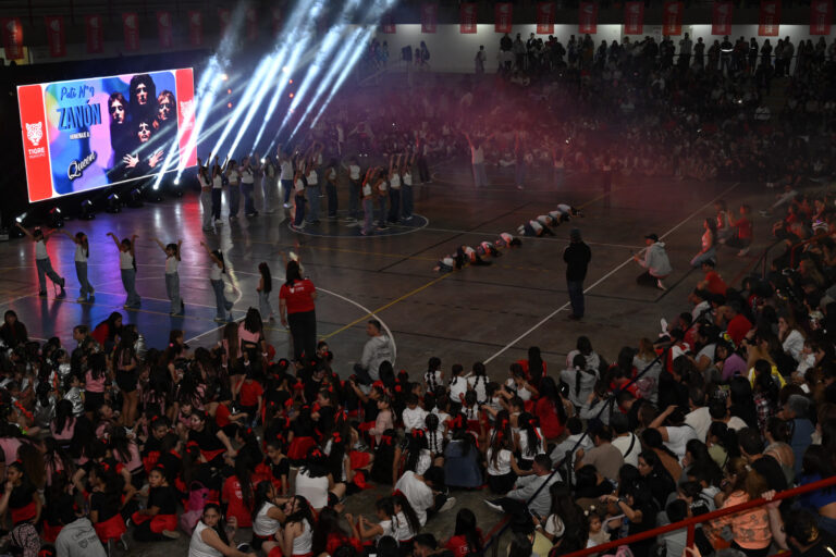 A puro baile y color, el Municipio de Tigre celebró la Gala de Danza Jazz 2025 de los polideportivos