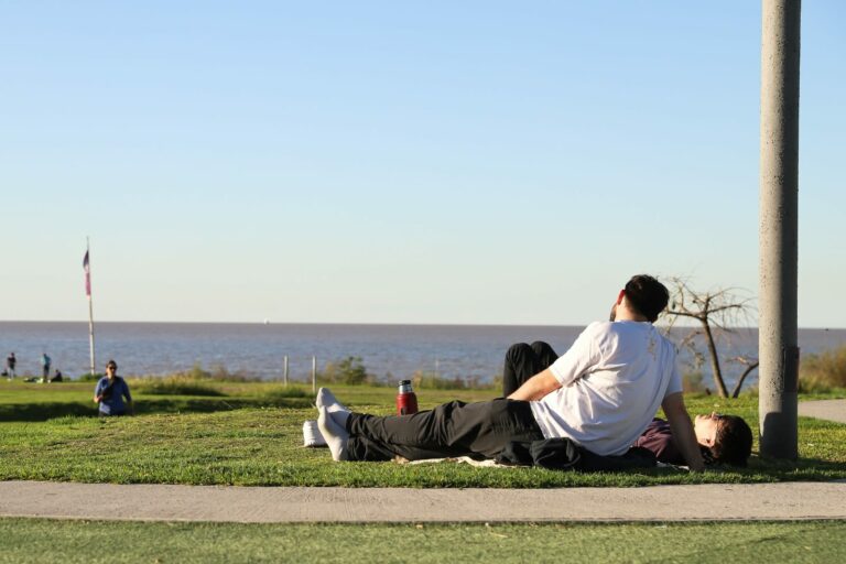 Vicente López celebra San Valentin y el fin de semana largo con propuestas gastronómicas, shows en vivo y costa 100% peatonal