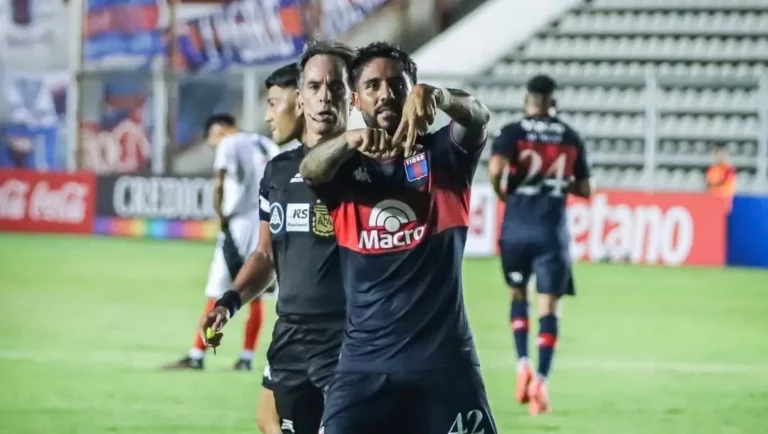 Tigre hizo los deberes y eliminó a Claypole en Copa Argentina