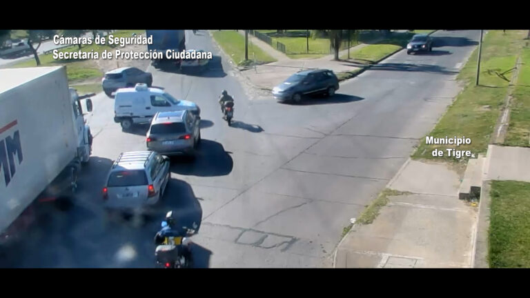 Accidente vial en El Talar terminó con el conductor de una moto volando por las aires: se encuentra fuera de peligro