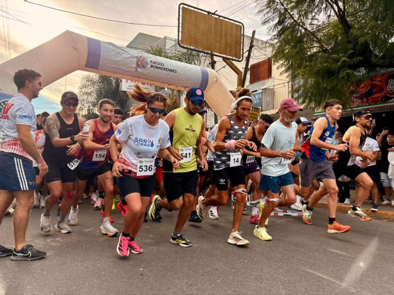 Garín Corre: familias, amigos y atletas profesionales recorrieron la localidad en un domingo de sol