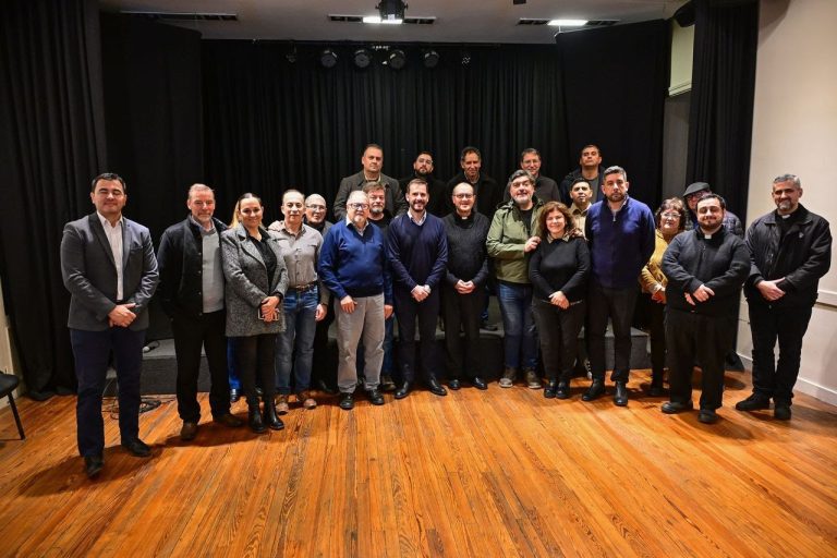 Sujarchuk se reunió con referentes religiosos para fortalecer el trabajo conjunto en el distrito