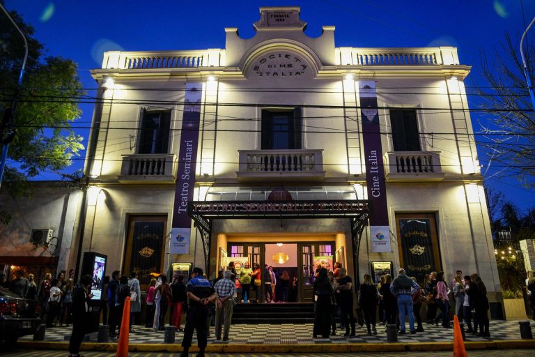 El Teatro Seminari reabre sus puertas este viernes con entradas agotadas para la obra de Diego Capusotto