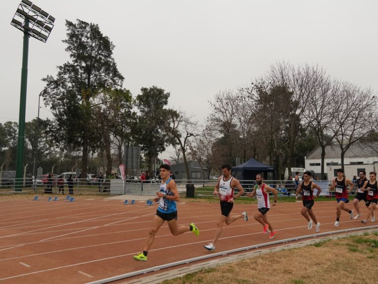 La pista de atletismo «Abel Acevedo» del Municipio de Tigre fue sede del Torneo de Invierno Porteño